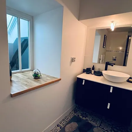 Charming House In The Heart Of Design & Comfort Vakantiehuis